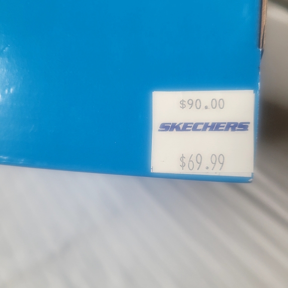 Shoes - Picture 2 of 3